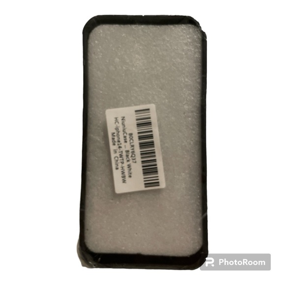 Set of 2 iPhone 14 Cases - Picture 5 of 5